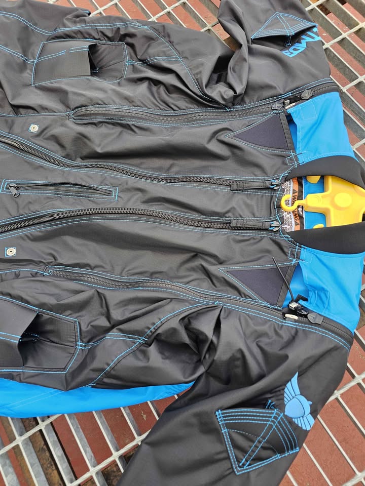 USED Squirrel ETMD 3 Wingsuit - Image 4